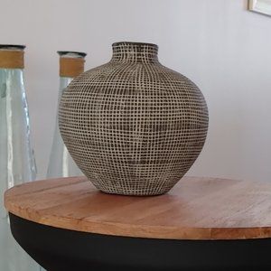 Decorative vase